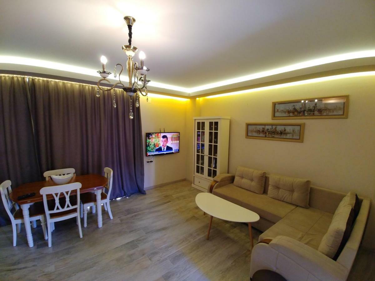 Asmati Apartment 2 Batumi Luaran gambar